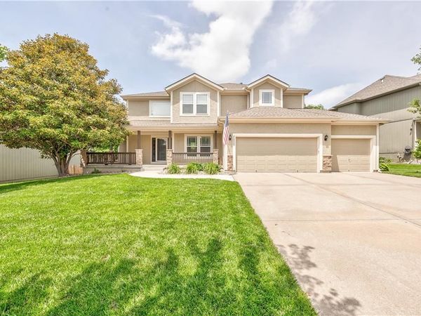 24020 W 80th Street, Lenexa, KS 66227