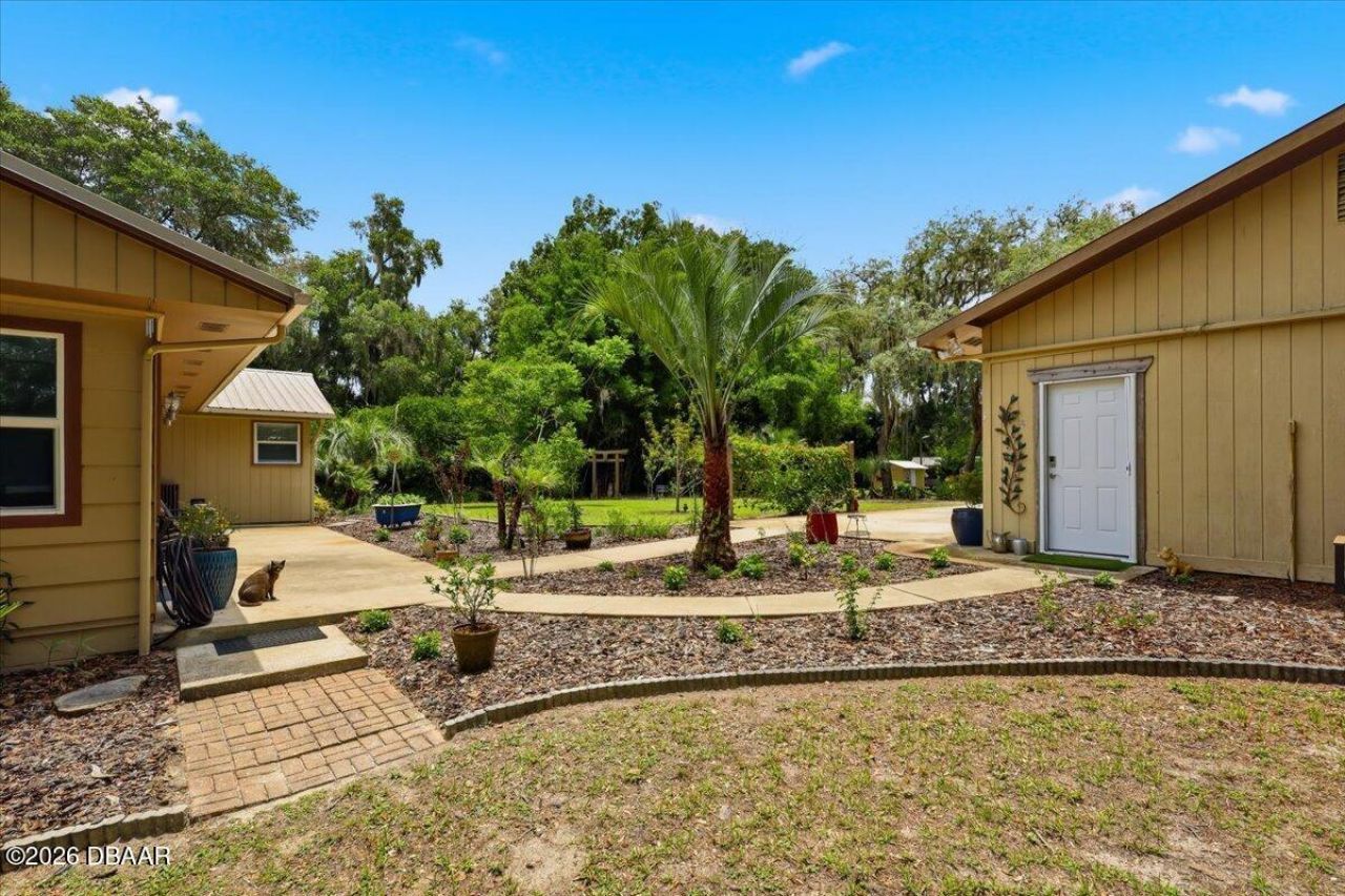 460 Lake Como Drive, Pomona Park, FL 32181 Photo