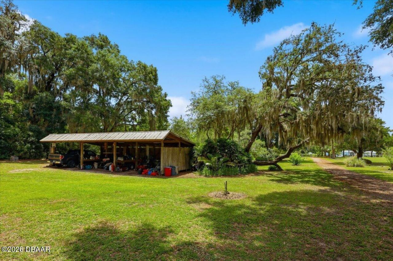 460 Lake Como Drive, Pomona Park, FL 32181 Photo