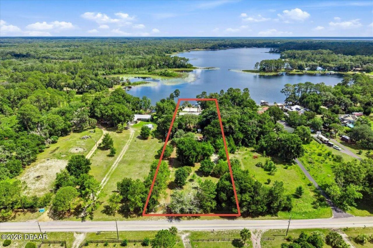 460 Lake Como Drive, Pomona Park, FL 32181 Photo