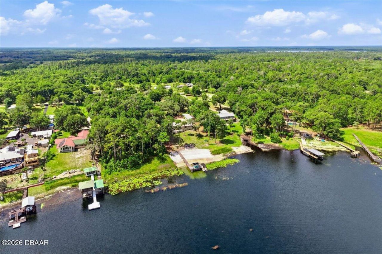 460 Lake Como Drive, Pomona Park, FL 32181 Photo