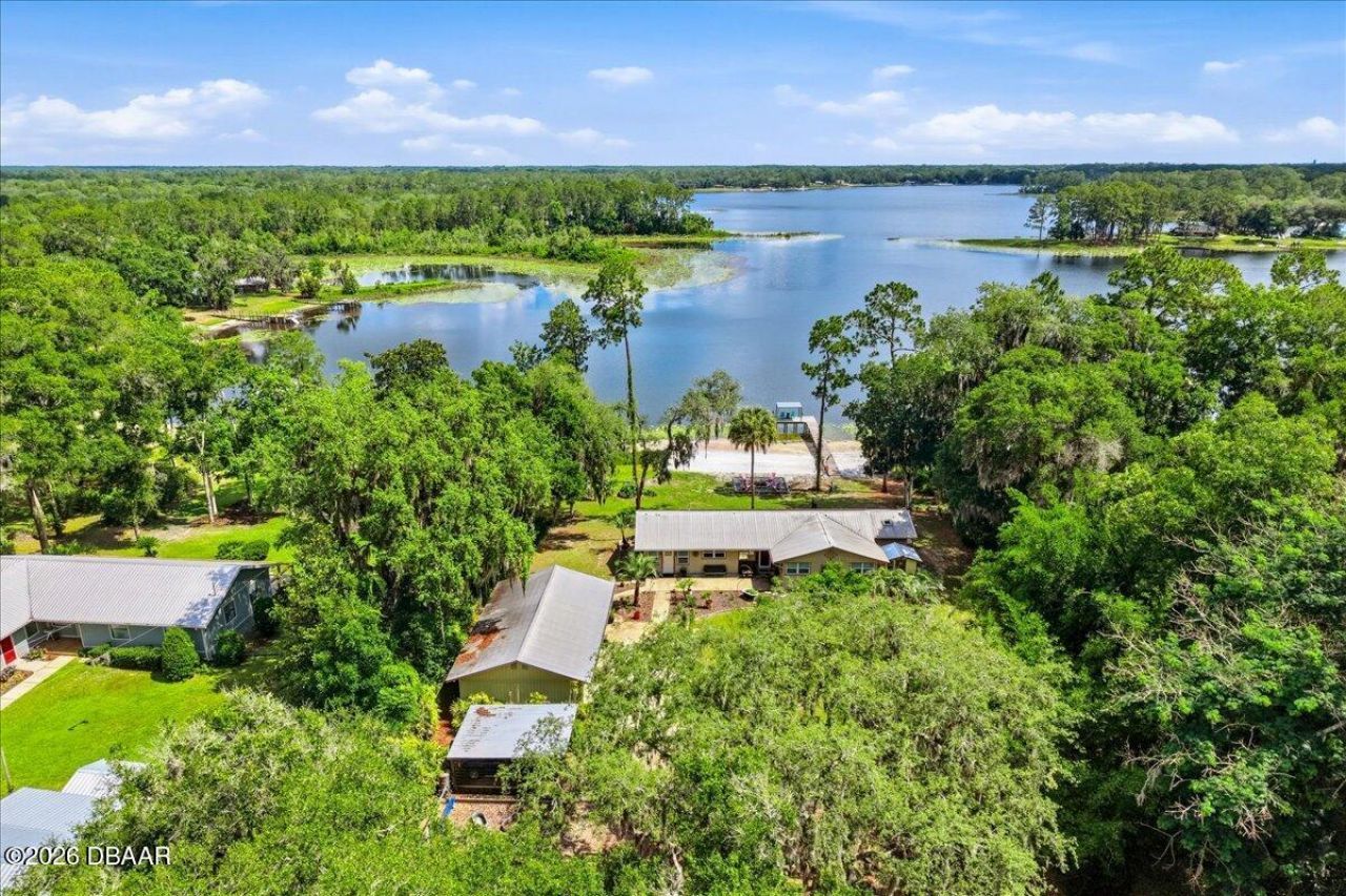 460 Lake Como Drive, Pomona Park, FL 32181 Photo
