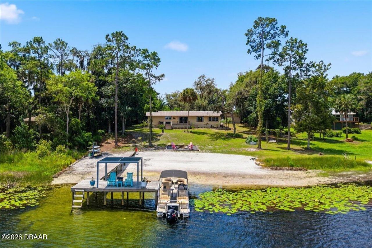 460 Lake Como Drive, Pomona Park, FL 32181 Photo