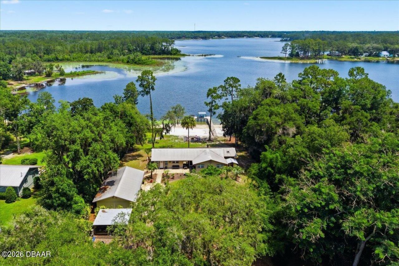 460 Lake Como Drive, Pomona Park, FL 32181 Photo