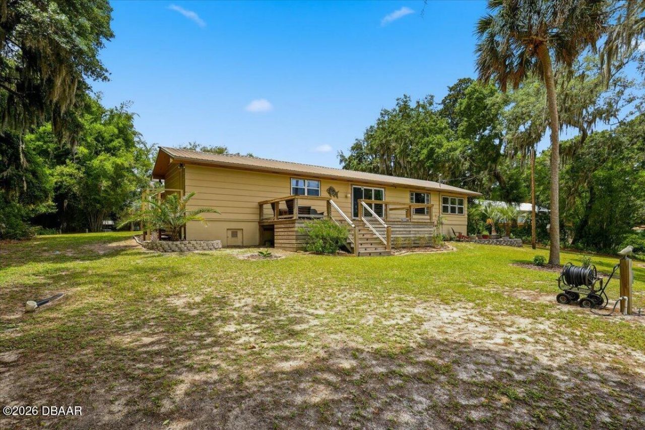 460 Lake Como Drive, Pomona Park, FL 32181 Photo