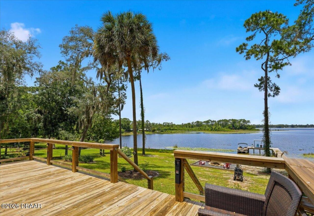460 Lake Como Drive, Pomona Park, FL 32181 Photo