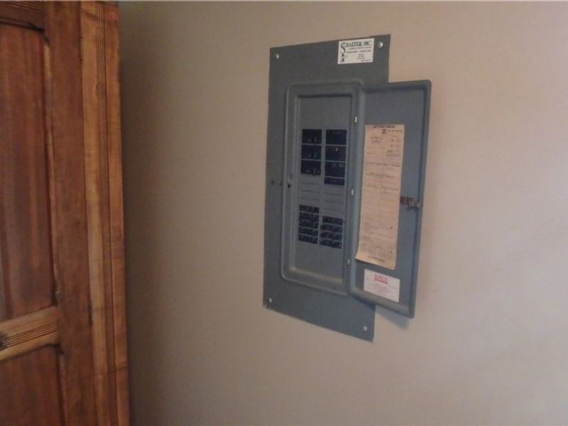 2075 Substation Road , Brunswick Hills, OH 44212 Photo 13