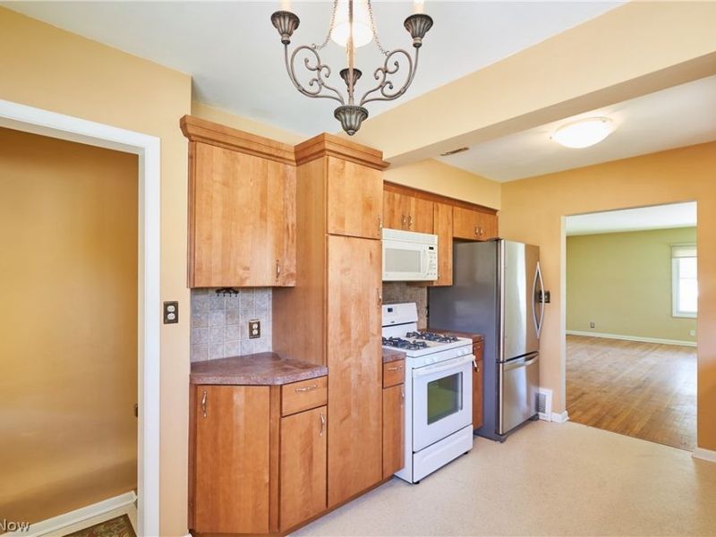 2620 Mogadore Road, Akron, OH 44312 Photo 8