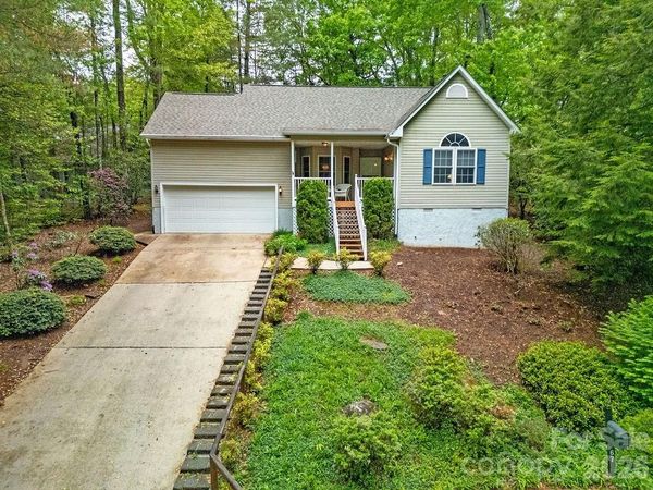 61 Autumn Glen Court , Brevard, NC 28712