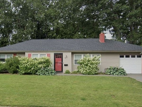 10 Terrane Ave, Natick, MA 01760