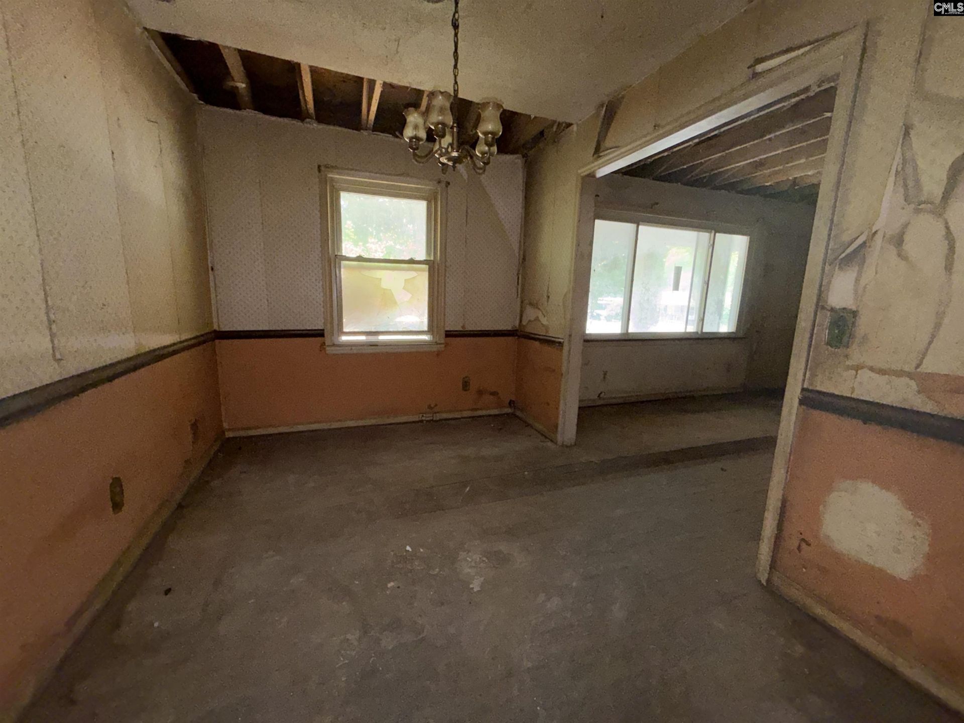 329 Shagbark Avenue  Photo 4