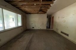 329 Shagbark Avenue  photo 4