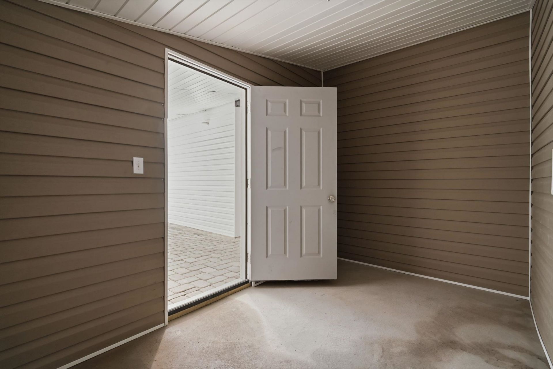 6820 Shady Grove Rd.  Photo 42