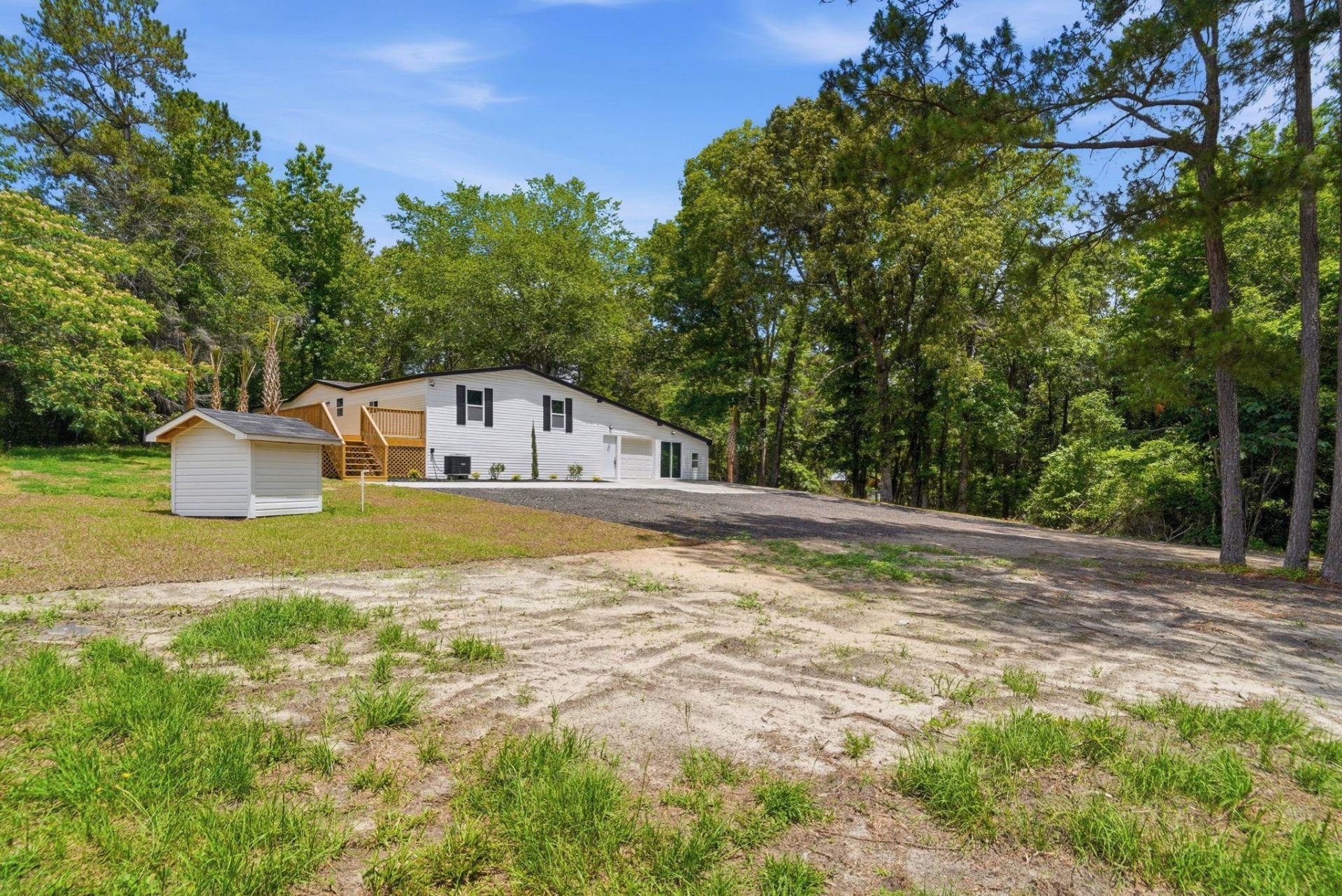 6820 Shady Grove Rd.  Photo 7
