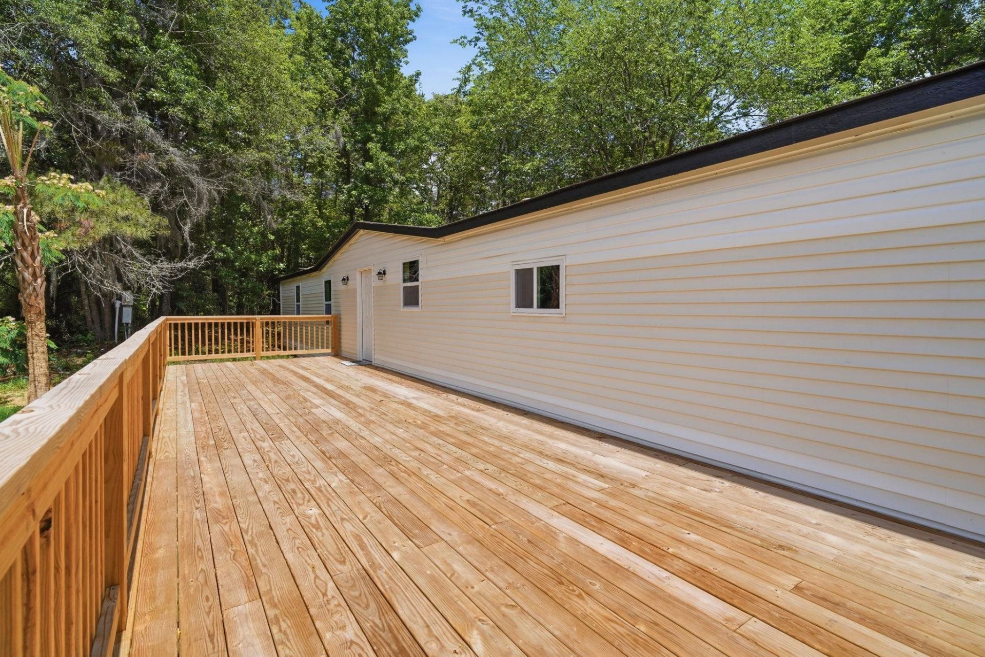 6820 Shady Grove Rd.  Photo 9