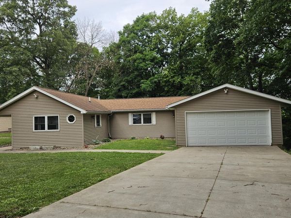 811 N ELBERT Court, Hanna City, IL 61536