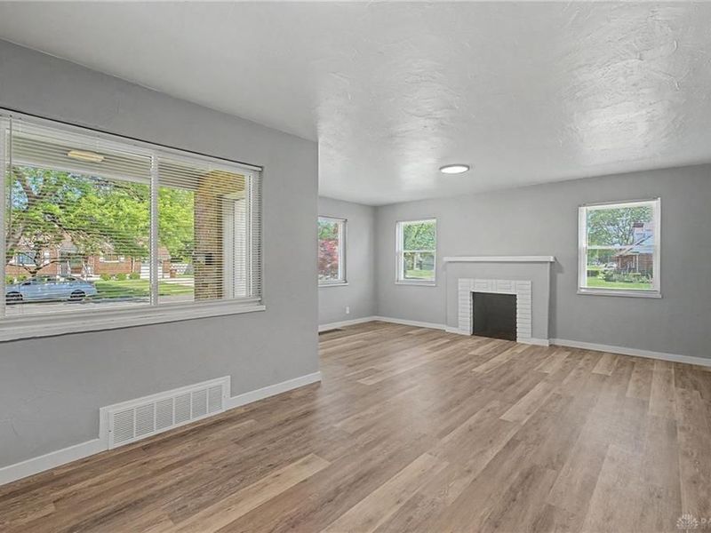 4139 Brenton Drive, Dayton, OH 45416 Photo 13
