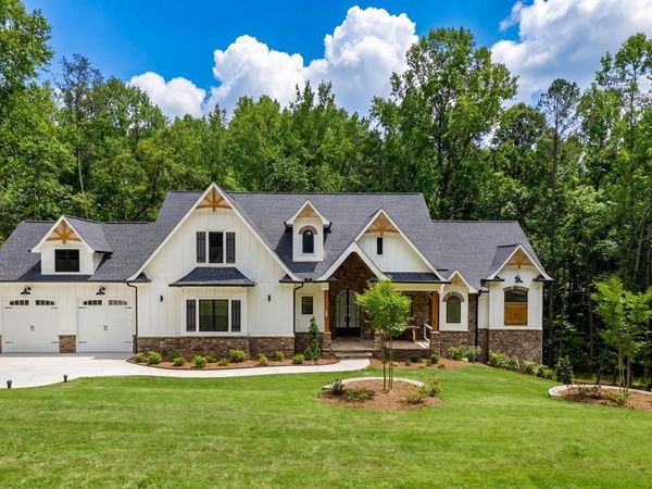 101 Attwater Circle, Dawsonville, GA 30534