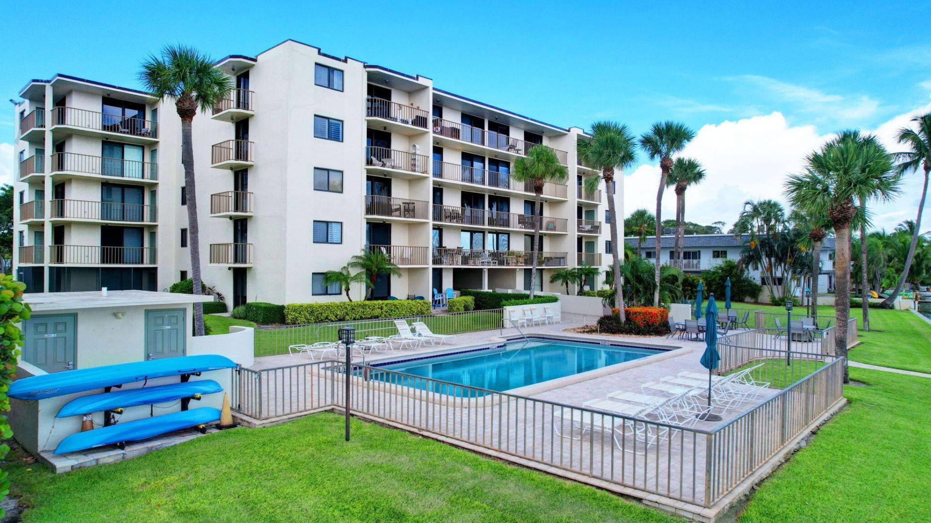 1202 S Lake Drive, Unit 105, Lantana, FL 33462 Photo