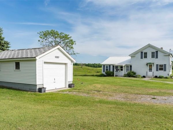 18582 County Route 162 , Watertown, NY 13601