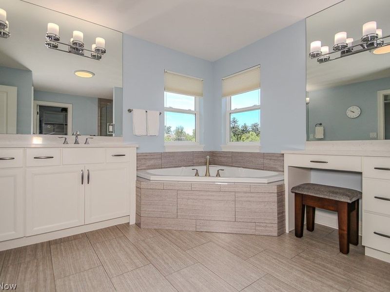 6300 Ox Ridge Trail, Highland Heights, OH 44143 Photo 30