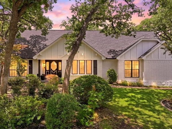 1809 Southpark Drive, Arlington, TX 76013
