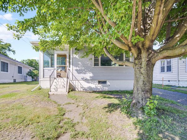 2926 W Old Ridge Road, Hobart, IN 46342
