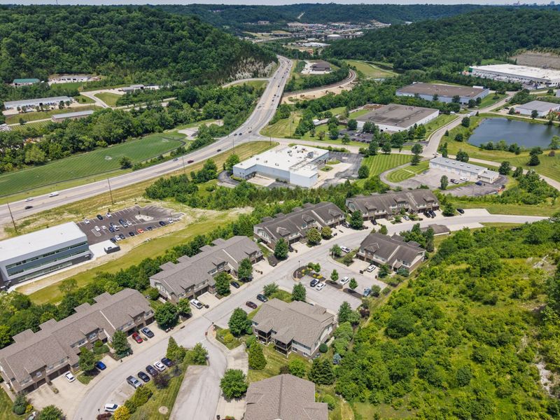 2205 Rolling Hills Drive, Fort Wright, KY 41017 Photo 2