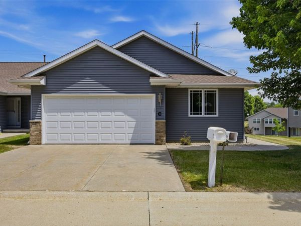 3705 37th Avenue SW, Unit C, Cedar Rapids, IA 52404