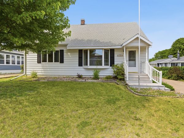 2821 Birch St, La Crosse, WI 54601