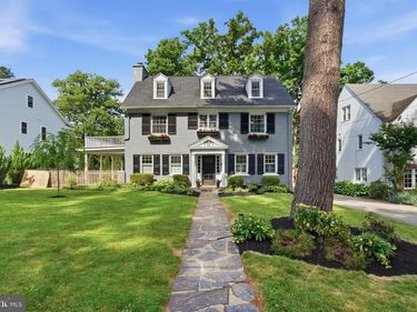1427 ORCHARD WAY , BRYN MAWR, PA 19010