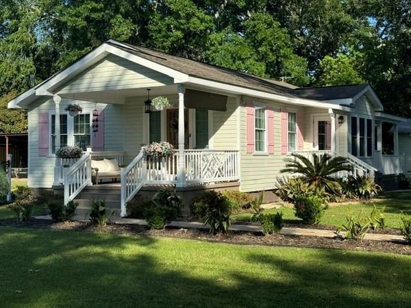 1029 COFFEE Street, Mandeville, LA 70448