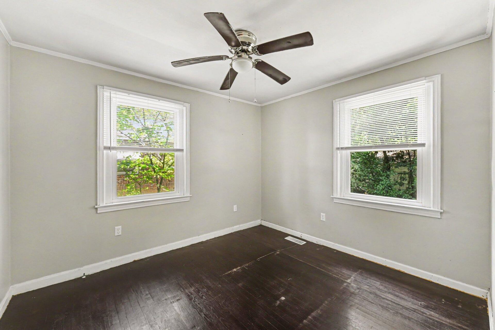 2755 Louise Drive Photo 14