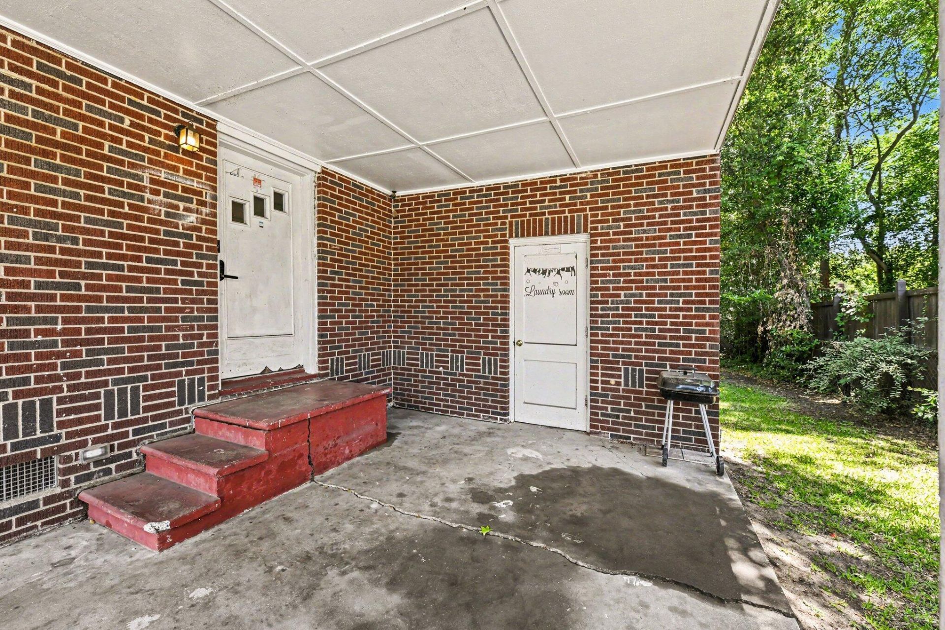 2755 Louise Drive Photo 19