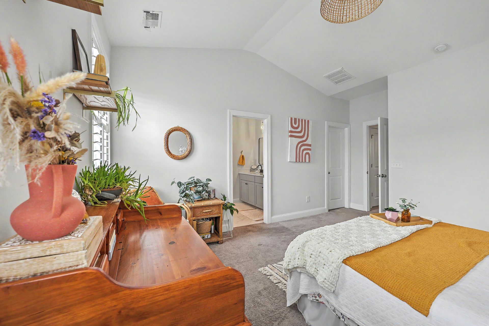 1603 Prince Edward Street Photo 22