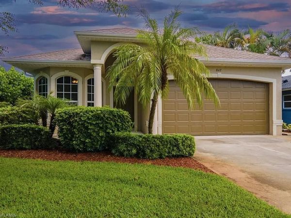 847 98th AVE N, NAPLES, FL 34108