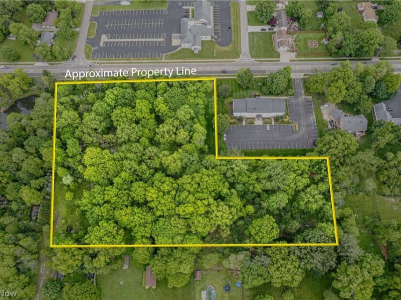 196 N Broad Street , Canfield, OH 44406 Photo 1