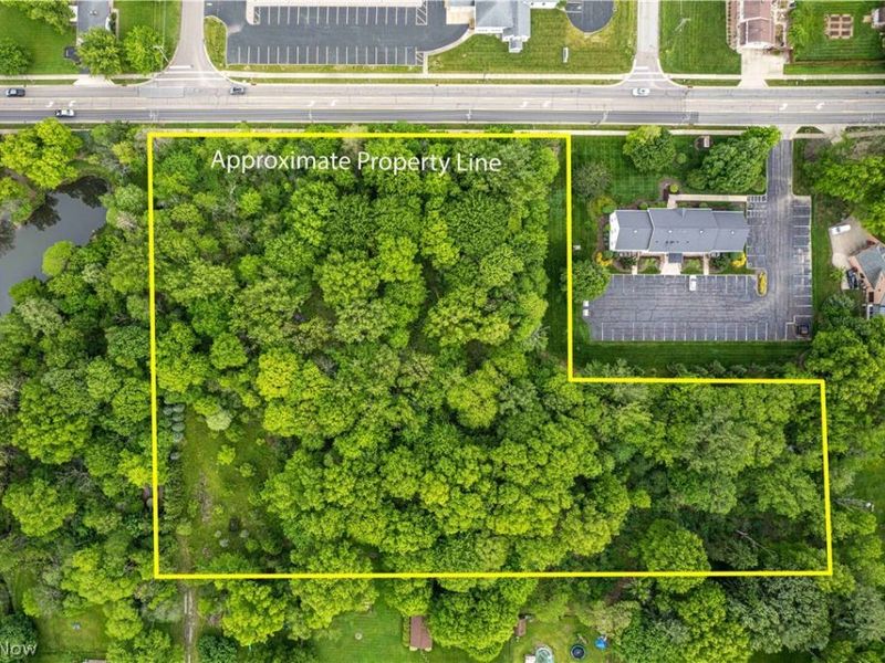 196 N Broad Street , Canfield, OH 44406 Photo 2