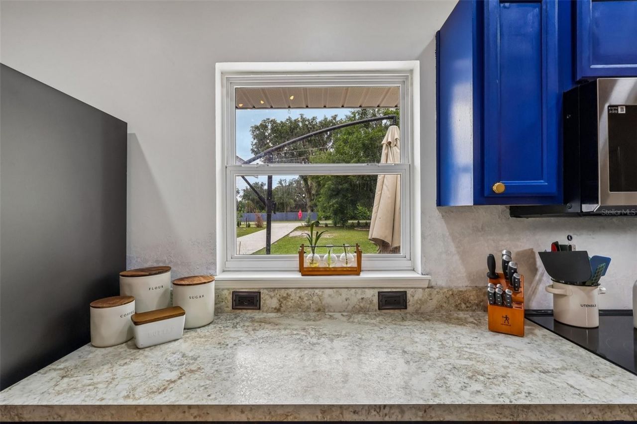 6401 E Warm Springs Avenue , Coleman, FL 33521 Photo
