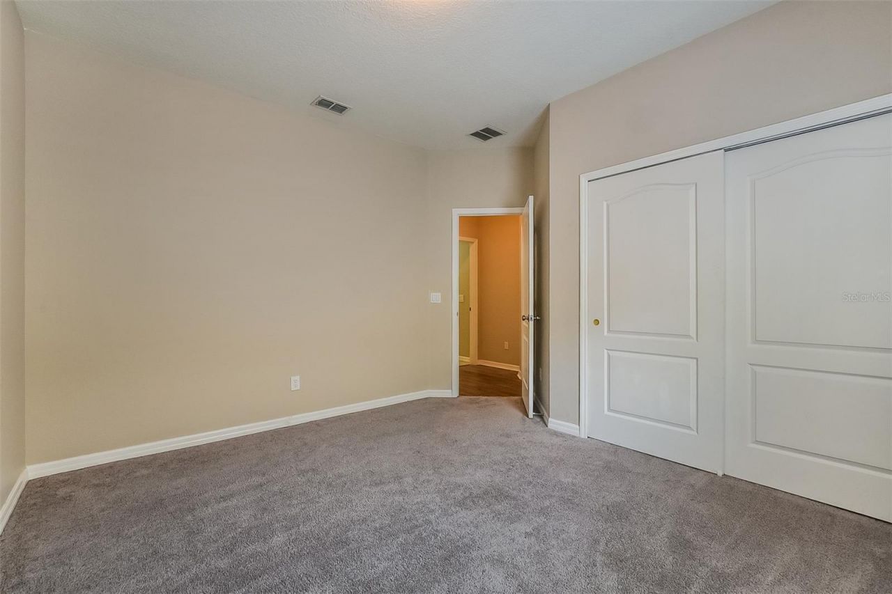 1221 Longville Circle, Tavares, FL 32778 Photo