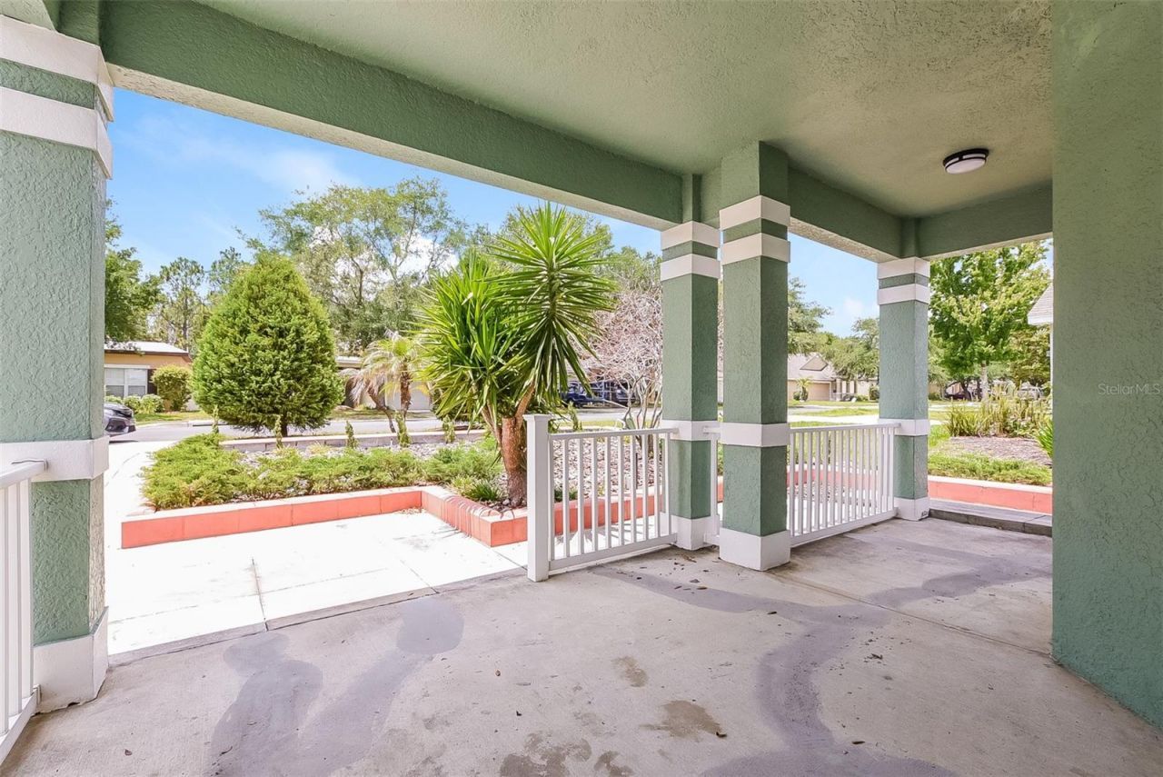 1221 Longville Circle, Tavares, FL 32778 Photo