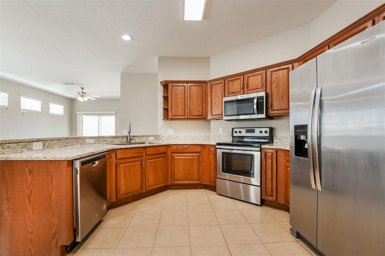 1221 Longville Circle, Tavares, FL 32778 Photo