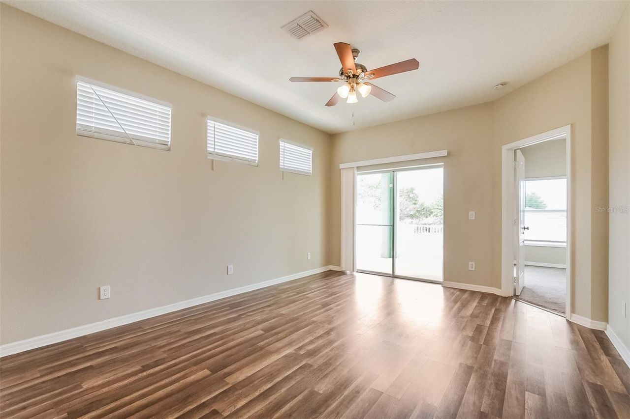 1221 Longville Circle, Tavares, FL 32778 Photo