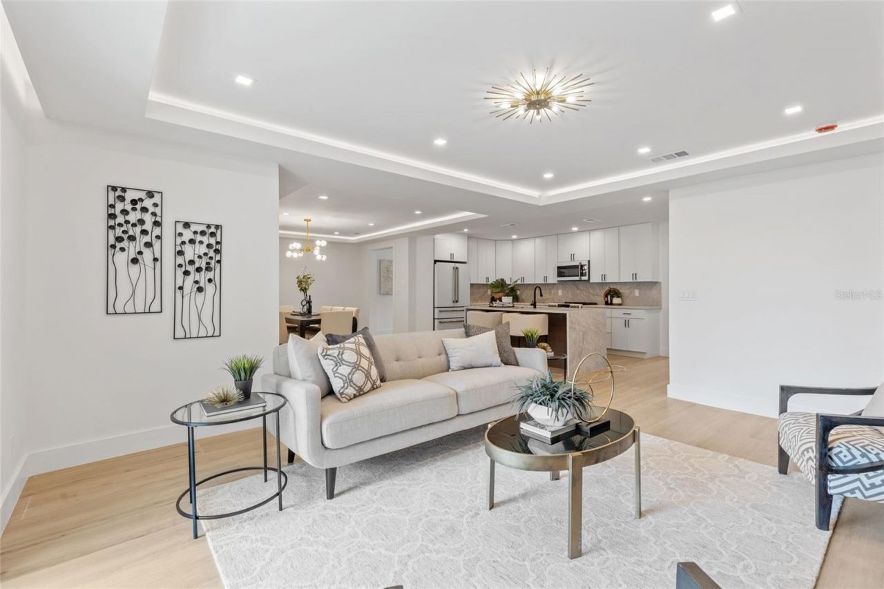 1563 Eden Isle Boulevard Ne, Saint Petersburg, FL 33704 Photo