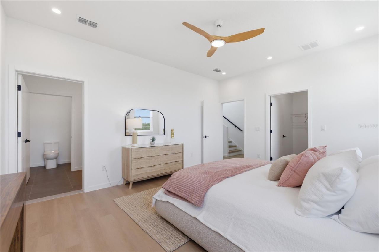 2104 4th Street S, Unit 3, Saint Petersburg, FL 33705 Photo