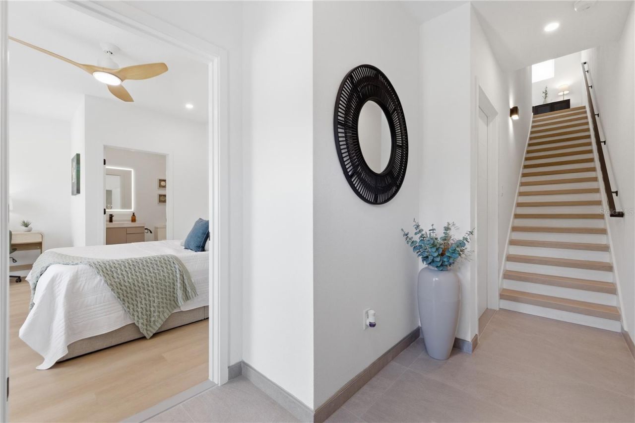 2104 4th Street S, Unit 3, Saint Petersburg, FL 33705 Photo