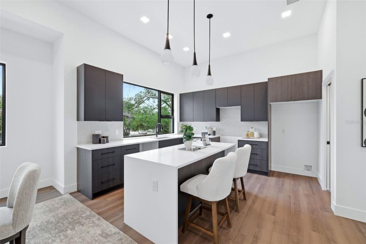 3601 1st Avenue N, Unit 1A, Saint Petersburg, FL 33713 Photo