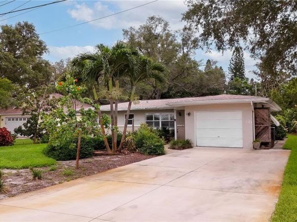 14668 WILDWOOD DRIVE , LARGO, FL 33774
