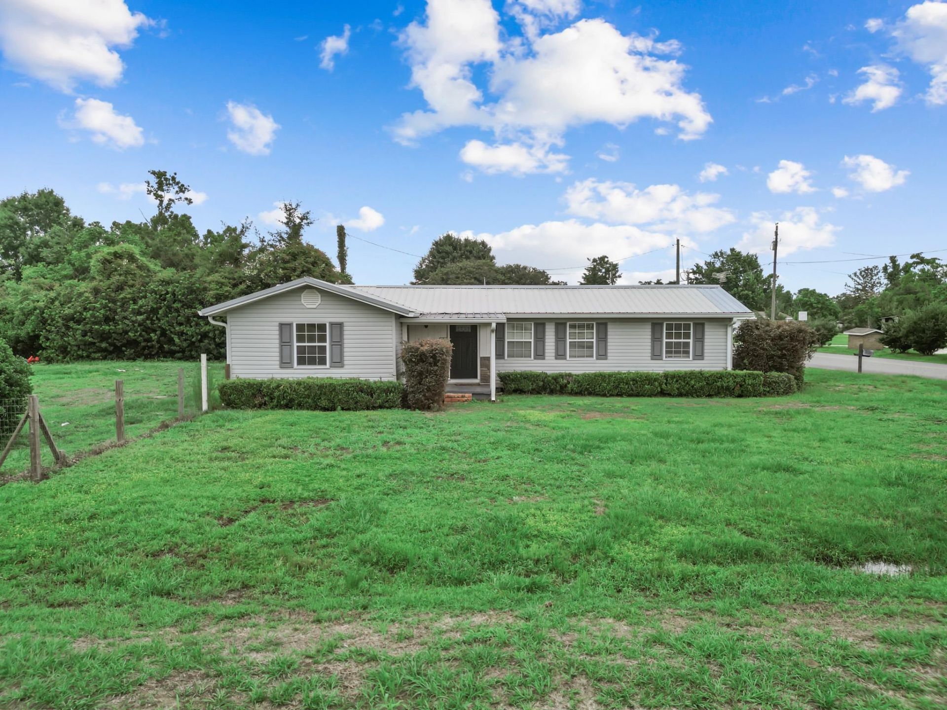 19044 NE Elijah Morris Road, Blountstown, FL 32424 Photo