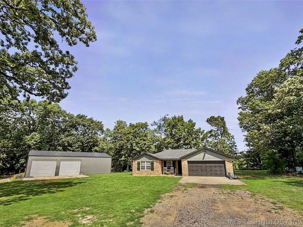 25607 S Pin Oak Drive , Tahlequah, OK 74464